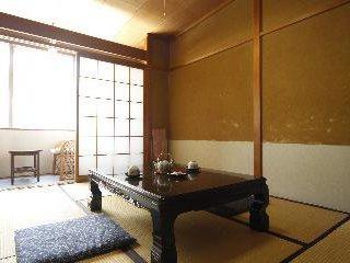 Asano Ryokan Gujo Rom bilde